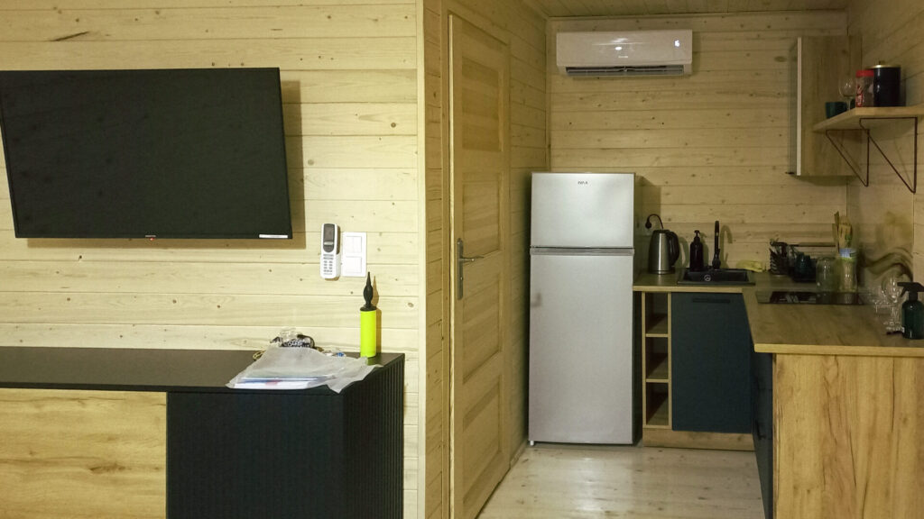 Klimatyzacja Mazury - Jednostka wewnętrzna klimatyzacji w domku drewnianym
